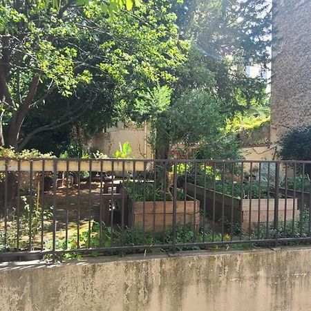 Studio Au Coeur Historique De Montpellier, 2 Personnes Et Wifi Bagian luar foto